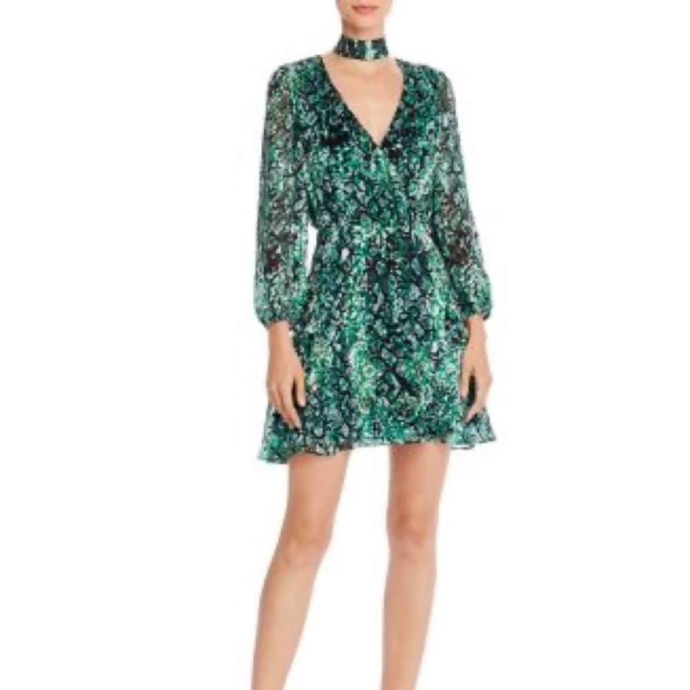 Alice + Olivia Rita Blouson Sleeve Mini Dress in Black & Emerald